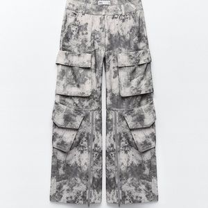 ZARA camo printed cargo pants wide leg